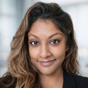 Meet your Posher, Naderia